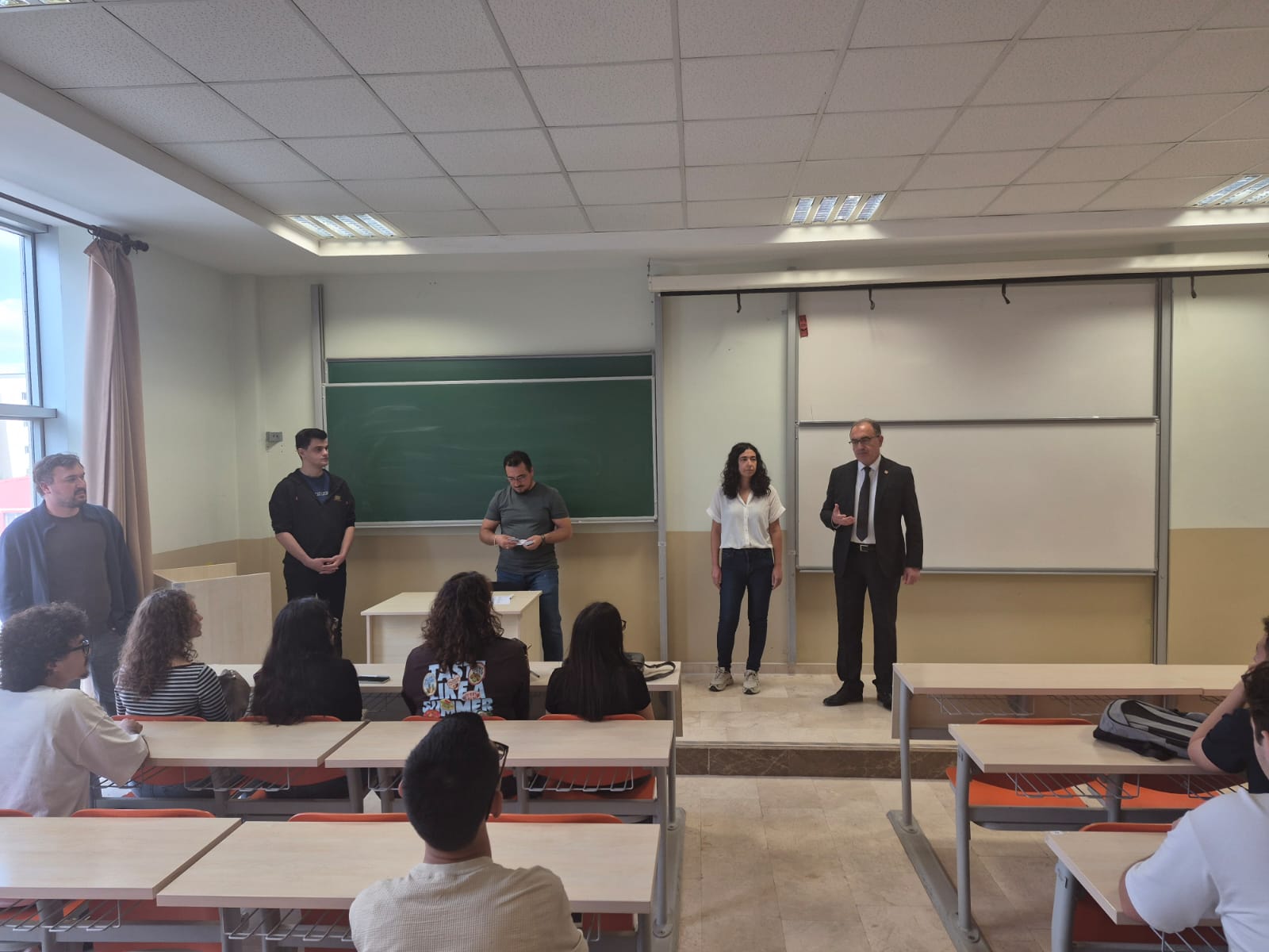 Elektrik-Elektronik Mühendisliğine Giriş Dersi Kapsamında Oryantasyon Programı Gerçekleştirildi